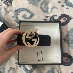 AUTHENTIC Gucci interlocking belt size 90